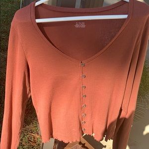 NWOT! AE rust button up top